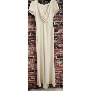 Badgley Mischka Wedding Dress‎ Collection Gown Ivory Cream Sz 2 Classic Simple